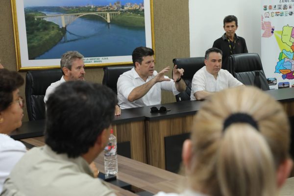 Autoridades del Gobierno escucharon necesidades y proyectos de intendentes de Alto Paraná