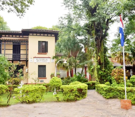 Celebrando un siglo de amistad histórica entre Uruguay y Paraguay a través de la Escuela Artigas del Solar de Artigas