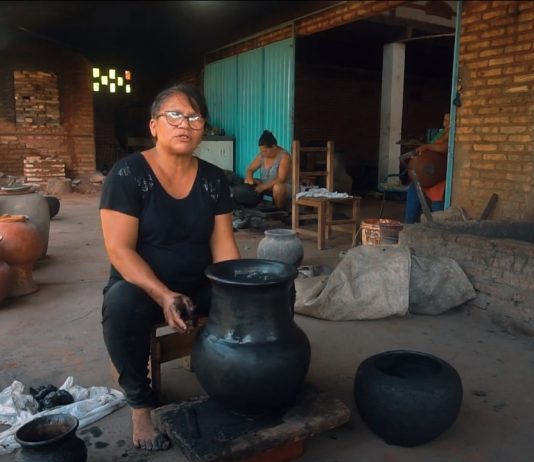 Vicenta Rodríguez, artesana del Kambuchi Apo desde hace 40 años