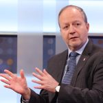 ministro-carlos-fernandez-mef-estudio-paraguay-tv-television-medios-del-estado