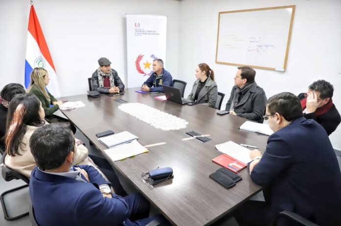 reunion- transportadoras- trabajo