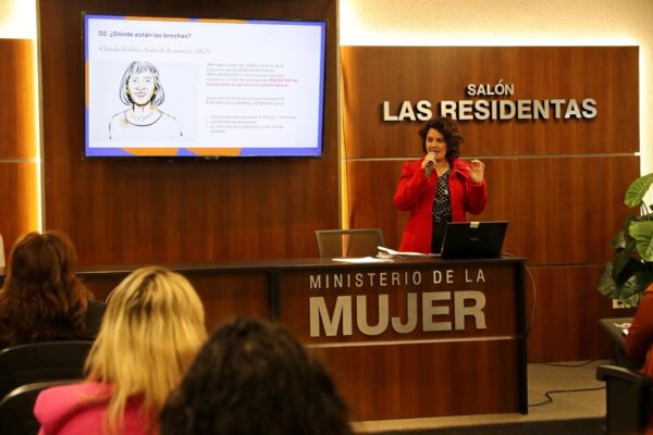 Instituciones trabajan en un plan de acción para mejorar el gasto presupuestario
