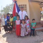santiago-peña-mujer-indigenas-comunidades-gente-niños