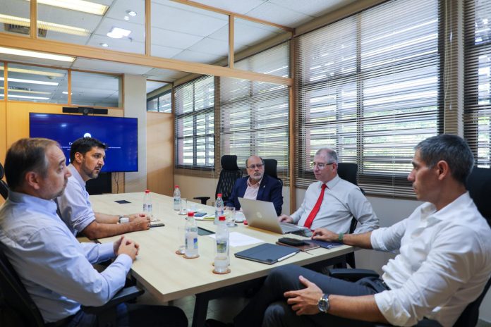 vice- mic- metalurgicos