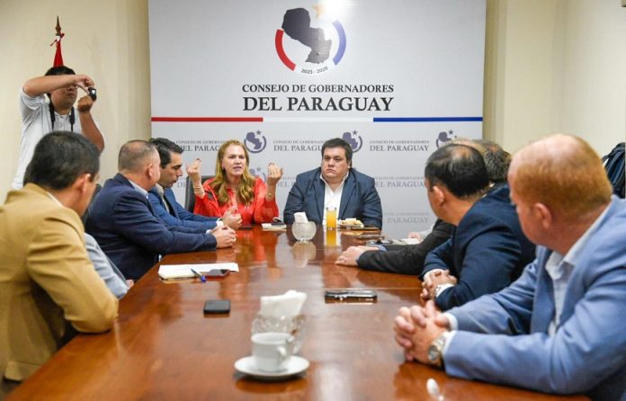 ministra con gobernadores- salud publica