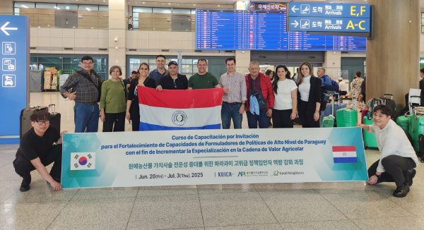 Proyecto con apoyo de Corea busca fortalecer producción hortícola en 4 departamentos de Paraguay