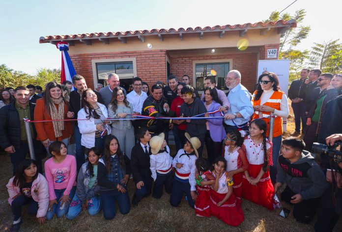 viviendas-muvh-alto-parana-santiago-peña