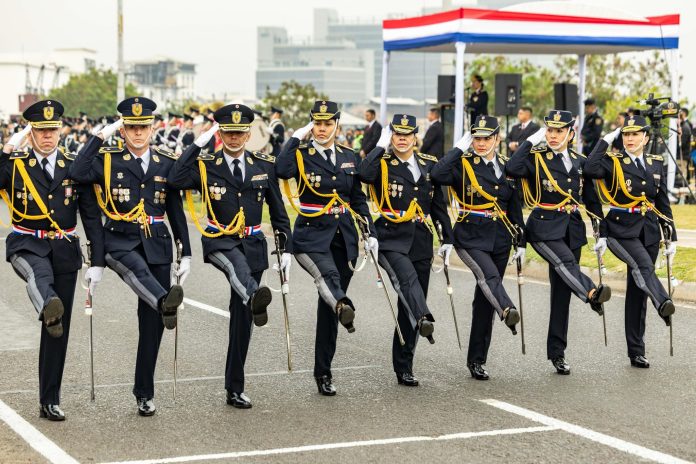 desfile- militar policial- costanera