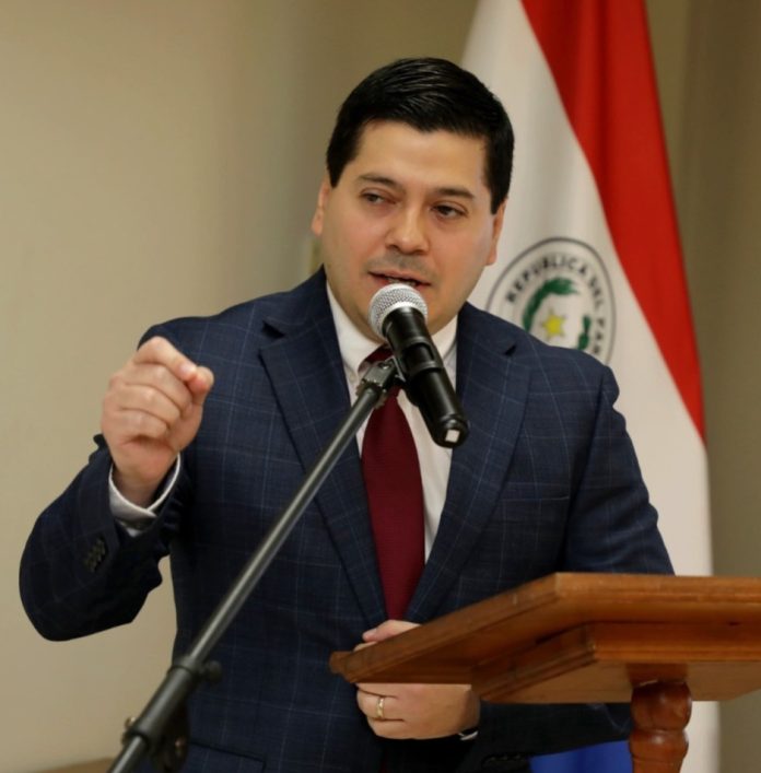 7cff44f0-f061-4fa8-814a-e18b7d494645