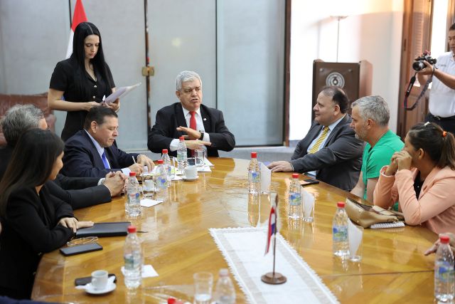 destraban conflicto por tierras en itakyry