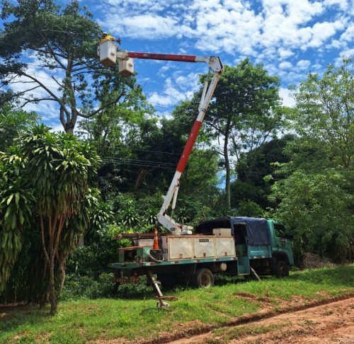 mejora servicio electrico itapua