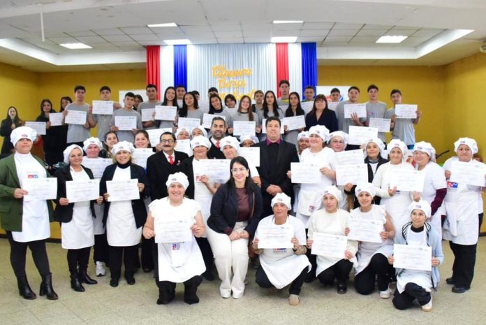 sinafocal-entrega-certificados-y-kits-de-herramientas