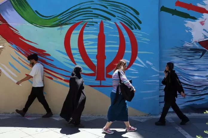 Irán
