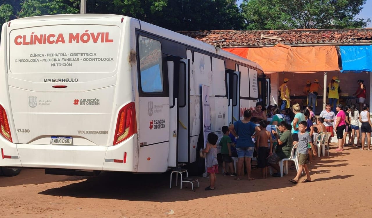 Clínica Móvil de la Municipalidad de Asunción brin