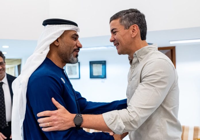santiago peña y Humaid Obaid Abushibs, Presidente de la Autoridad de Rendición de Cuentas de los Emiratos Árabes Unidos santiago peña y Humaid Obaid Abushibs, Presidente de la Autoridad de Rendición de Cuentas de los Emiratos Árabes Unidos